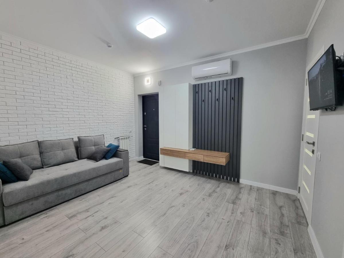 Center, Albisoara Str., 1Bedroom And Living With Balcony Кишинёв Экстерьер фото
